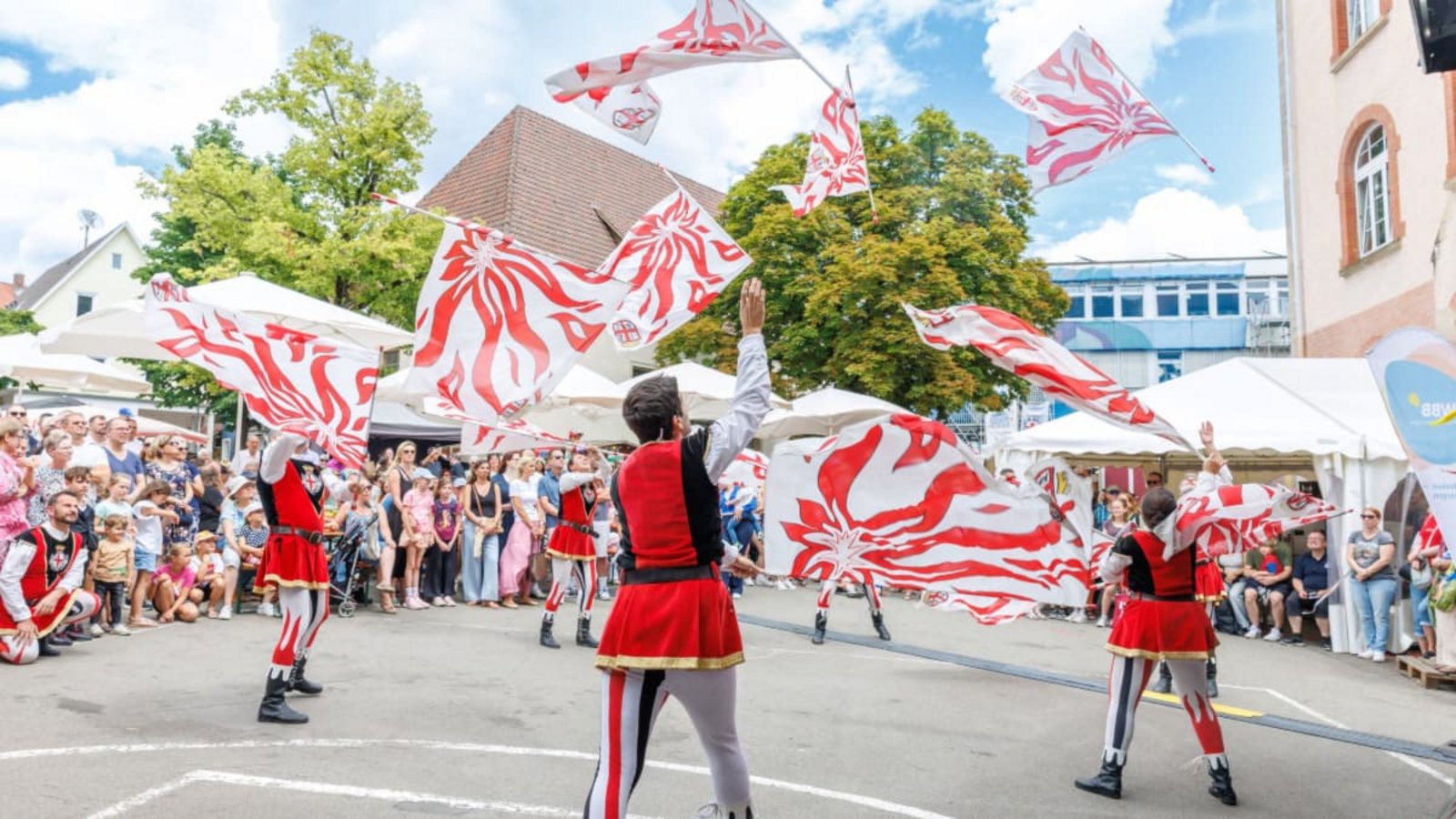 Findet das Böblinger Stadtfest zukünftig nur noch alle zwei Jahre statt? So lautet einer von rund 180 Vorschlägen der Haushaltsstrukturkommission.Stefanie Schlecht/Archiv Findet das Böblinger Stadtfest zukünftig nur noch alle zwei Jahre statt? So lautet einer von rund 180 Vorschlägen der Haushaltsstrukturkommission.Stefanie Schlecht/Archiv