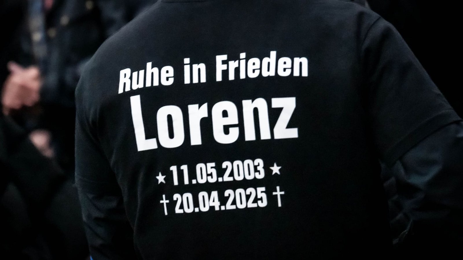Der gewaltsame Tod von Lorenz hat viele Menschen erschüttert. Nun kommt es zu einem Gerichtsverfahren. (Archivbild)Sina Schuldt/dpa Der gewaltsame Tod von Lorenz hat viele Menschen erschüttert. Nun kommt es zu einem Gerichtsverfahren. (Archivbild)Sina Schuldt/dpa