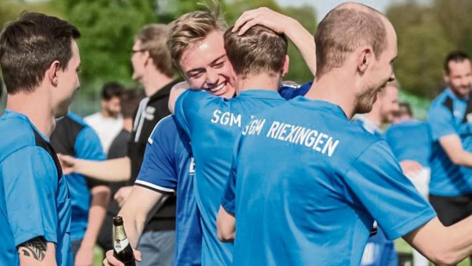 Freude pur: Der TSV Unterriexingen hat bereits am 24. Spieltag die Meisterschaft in der Kreisliga A 3 perfekt gemacht. Foto: Simecek Freude pur: Der TSV Unterriexingen hat bereits am 24. Spieltag die Meisterschaft in der Kreisliga A 3 perfekt gemacht. Foto: Simecek