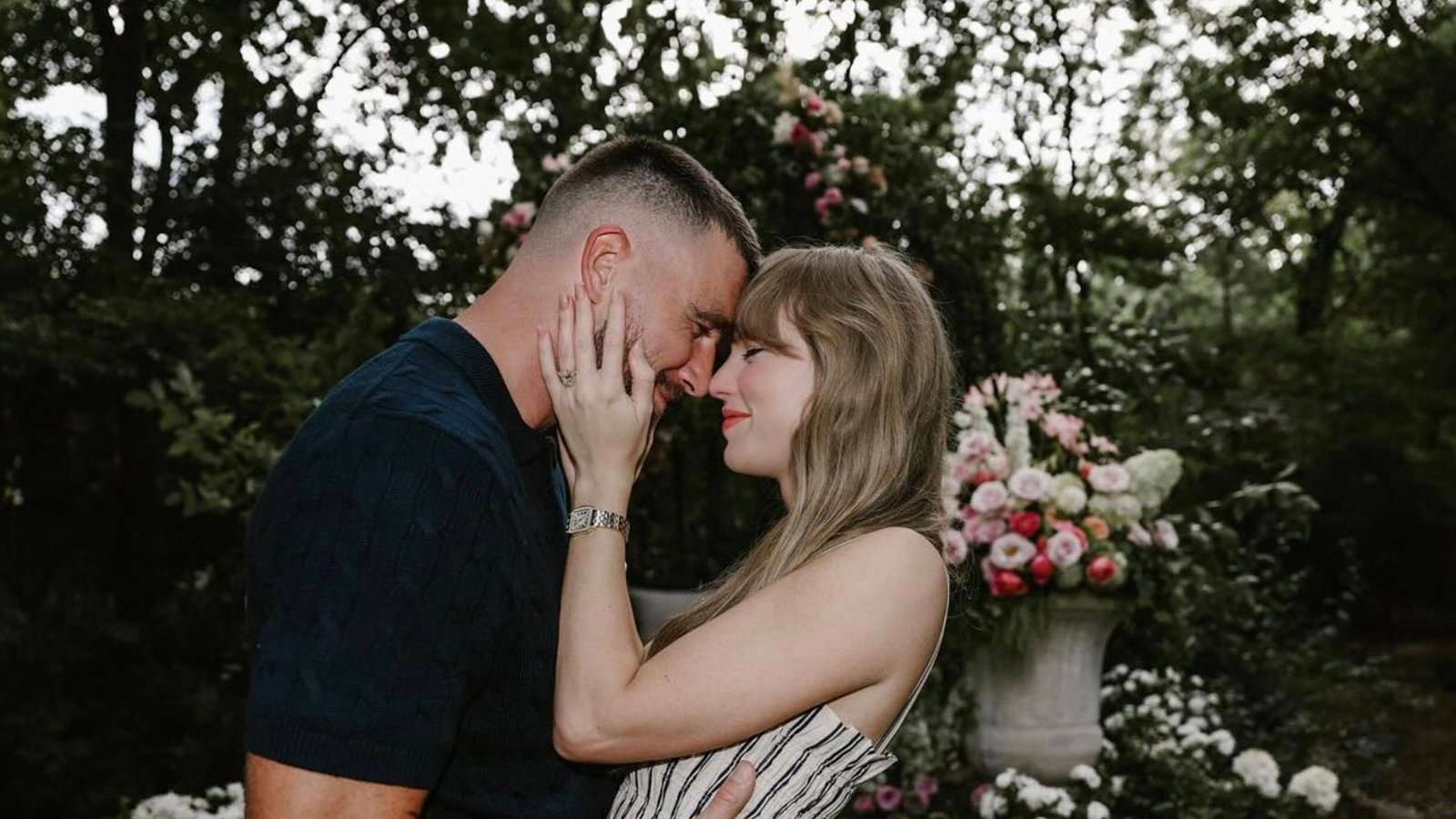 Travis Kelce und Taylor Swift haben sich verlobt.Foto: IMAGO / ZUMA Press / Taylor Swift