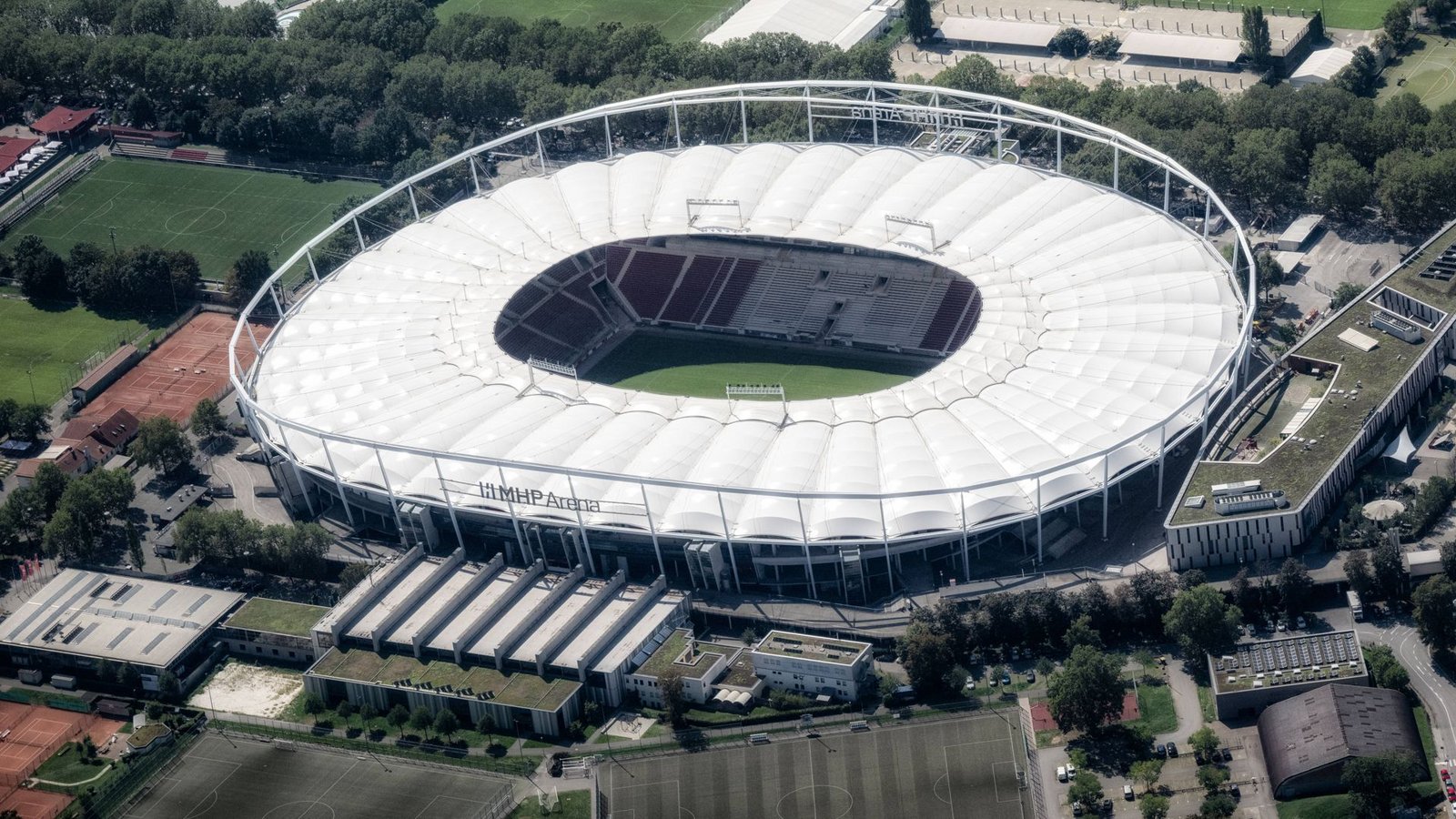 Stuttgart Arena (MHP Arena): 4 Gruppenspiele, 1 Viertelfinale (International 54.000,  national 60.000 Plätze).Foto: IMAGO/Sportfoto Rudel/IMAGO/Pressefoto Rudel/Robin Rudel