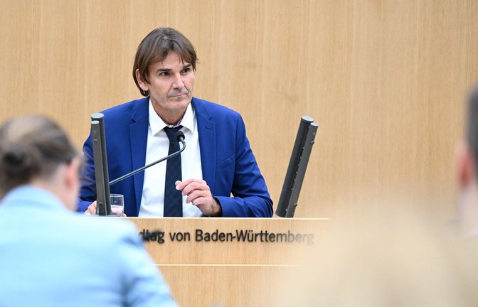 LKA-Präsident Andreas Stenger als Zeuge vor dem Untersuchungsausschuss.<span class='image-autor'>Foto: dpa/Bernd Weißbrod</span>