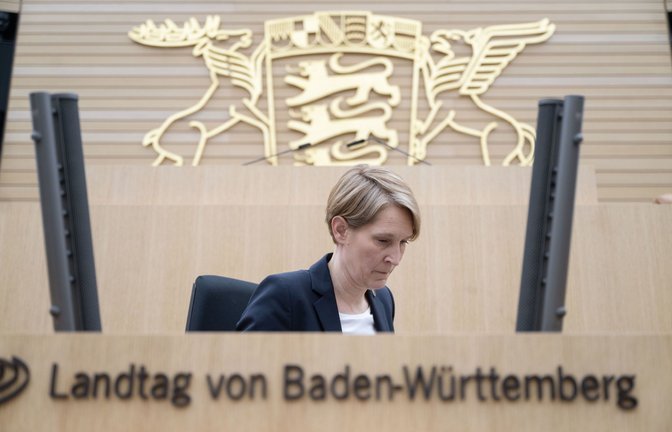 Landespolizeipräsidentin Stefanie Hinz bei ihrer ersten Vernehmung im Untersuchungsausschuss Ende Februar.<span class='image-autor'>Foto: dpa/Marijan Murat</span>