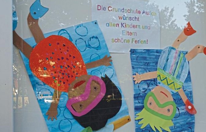 Wir schließen uns diesen lustigen und wohlmeinenden Wünschen der Grundschule Aurich hiermit einfach frech an.  Foto: Rücker