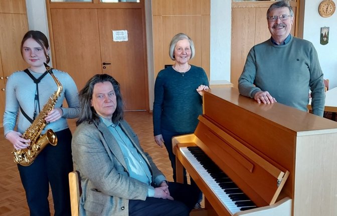 Sie gestalten das Konzert (von links): Ida Fritsch, Thomas Habermaier, Susanne Schaaf und Karlheinz Häfner.  <span class='image-autor'>Foto: p</span>