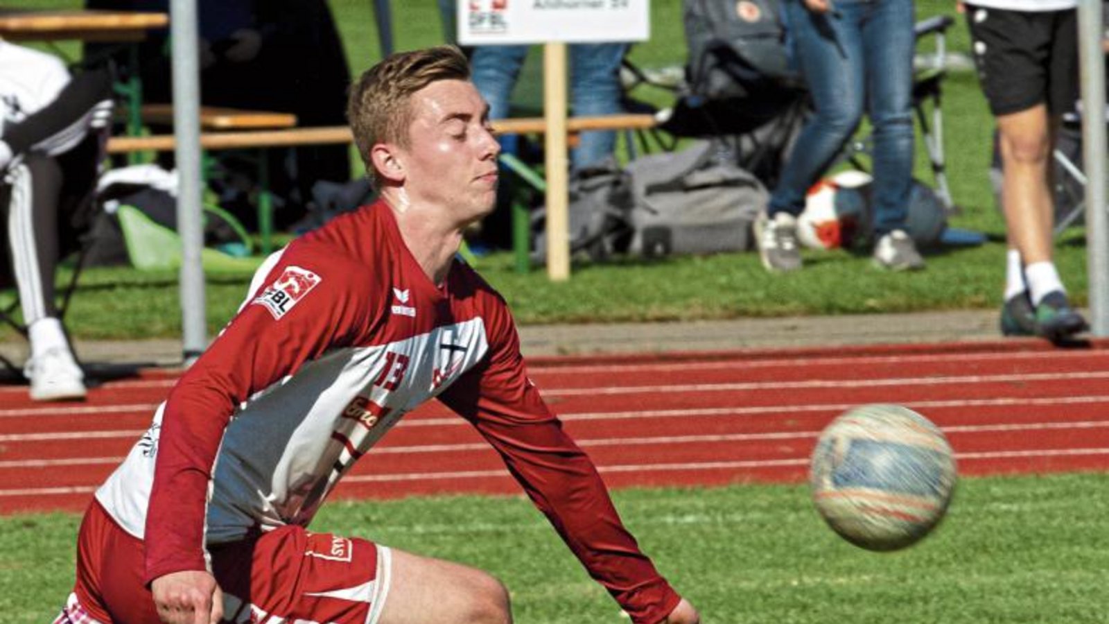 Maximilian Zöhrer hatte zum Abschluss seiner Jugendzeit gerne noch mal eine DM-Medaille mit dem TV Vaihingen geholt. Umso bitterer ist es, dass es nur Platz vier wurde. Foto: Archiv/Kadgien Maximilian Zöhrer hatte zum Abschluss seiner Jugendzeit gerne noch mal eine DM-Medaille mit dem TV Vaihingen geholt. Umso bitterer ist es, dass es nur Platz vier wurde. Foto: Archiv/Kadgien