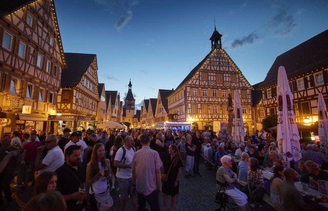 An vier Tagen wird im Zuge des Stadtfests City-Treff in der ganzen Innenstadt von Winnenden gefeiert. Der Marktplatz bietet Gastronomie und viel Musik. (Archivbild)<span class='image-autor'>Gottfried Stoppel</span>