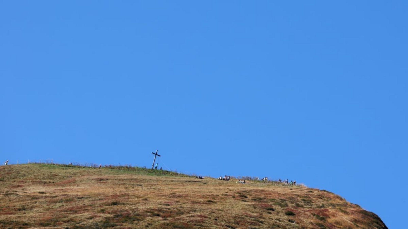 Der Fellhorn in den Allgäuer Alpen bei Oberstdorf. Das Ehepaar war auf dem Wanderweg des Fellhorngrats in Richtung des Berges unterwegs. Nach einer Pause kehrten sie jedoch um, und es kam zum Unglück.Karl-Josef Hildenbrand/dpa Der Fellhorn in den Allgäuer Alpen bei Oberstdorf. Das Ehepaar war auf dem Wanderweg des Fellhorngrats in Richtung des Berges unterwegs. Nach einer Pause kehrten sie jedoch um, und es kam zum Unglück.Karl-Josef Hildenbrand/dpa