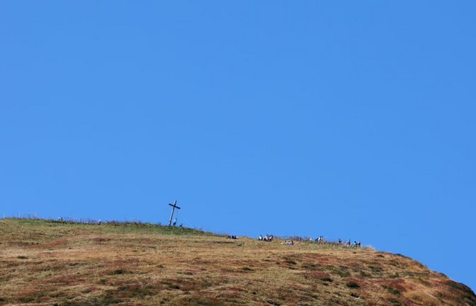 Der Fellhorn in den Allgäuer Alpen bei Oberstdorf. Das Ehepaar war auf dem Wanderweg des Fellhorngrats in Richtung des Berges unterwegs. Nach einer Pause kehrten sie jedoch um, und es kam zum Unglück.<span class='image-autor'>Karl-Josef Hildenbrand/dpa</span>