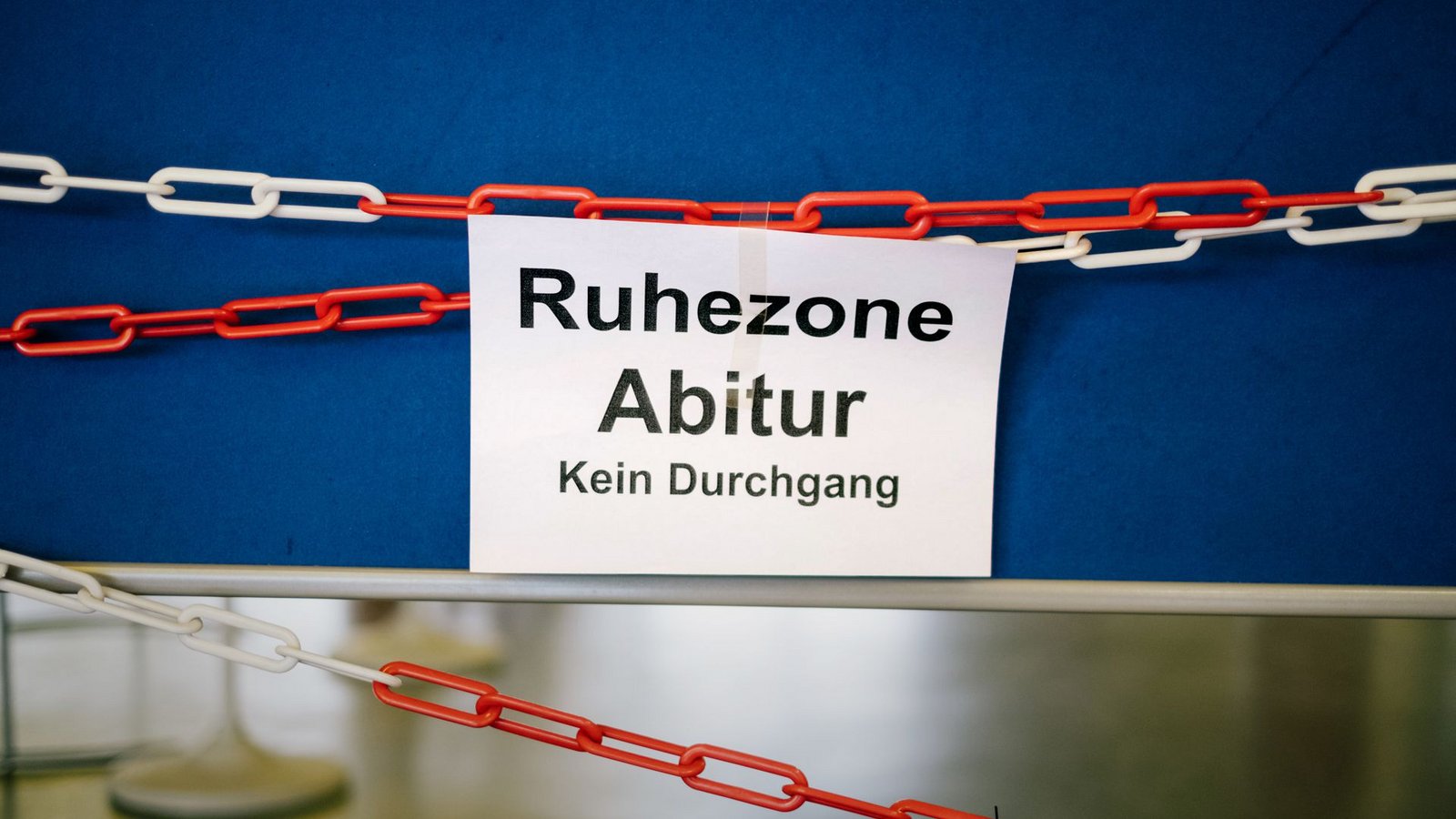 Coronalücken im Unterricht haben sich nicht negativ auf die Abiturnoten ausgewirkt. Eher gilt das Gegenteil.Foto: dpa/Ole Spata Coronalücken im Unterricht haben sich nicht negativ auf die Abiturnoten ausgewirkt. Eher gilt das Gegenteil.Foto: dpa/Ole Spata