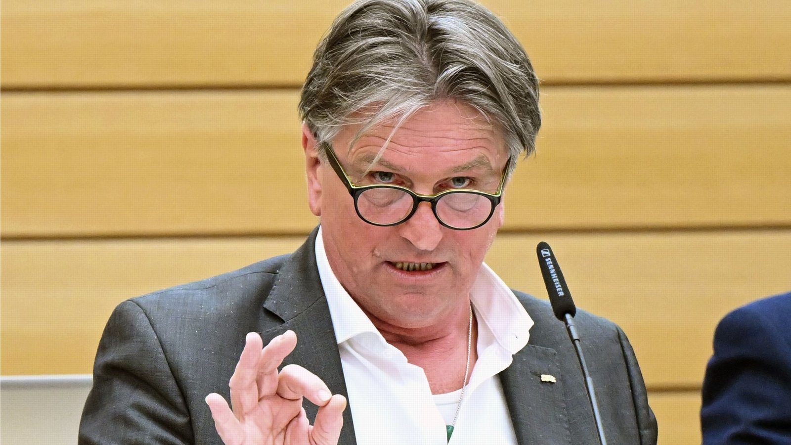 Sozialminister Manfred Lucha geht von einem Scheitern der Pflegekammer-Pläne aus.Foto: dpa/Bernd Weißbrod Sozialminister Manfred Lucha geht von einem Scheitern der Pflegekammer-Pläne aus.Foto: dpa/Bernd Weißbrod