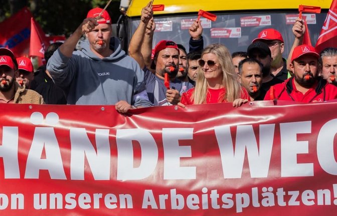 In der Krise landen Konflikte um Arbeitsplätze oftmals vor Gericht.<span class='image-autor'>Rolf Vennenbernd/dpa</span>