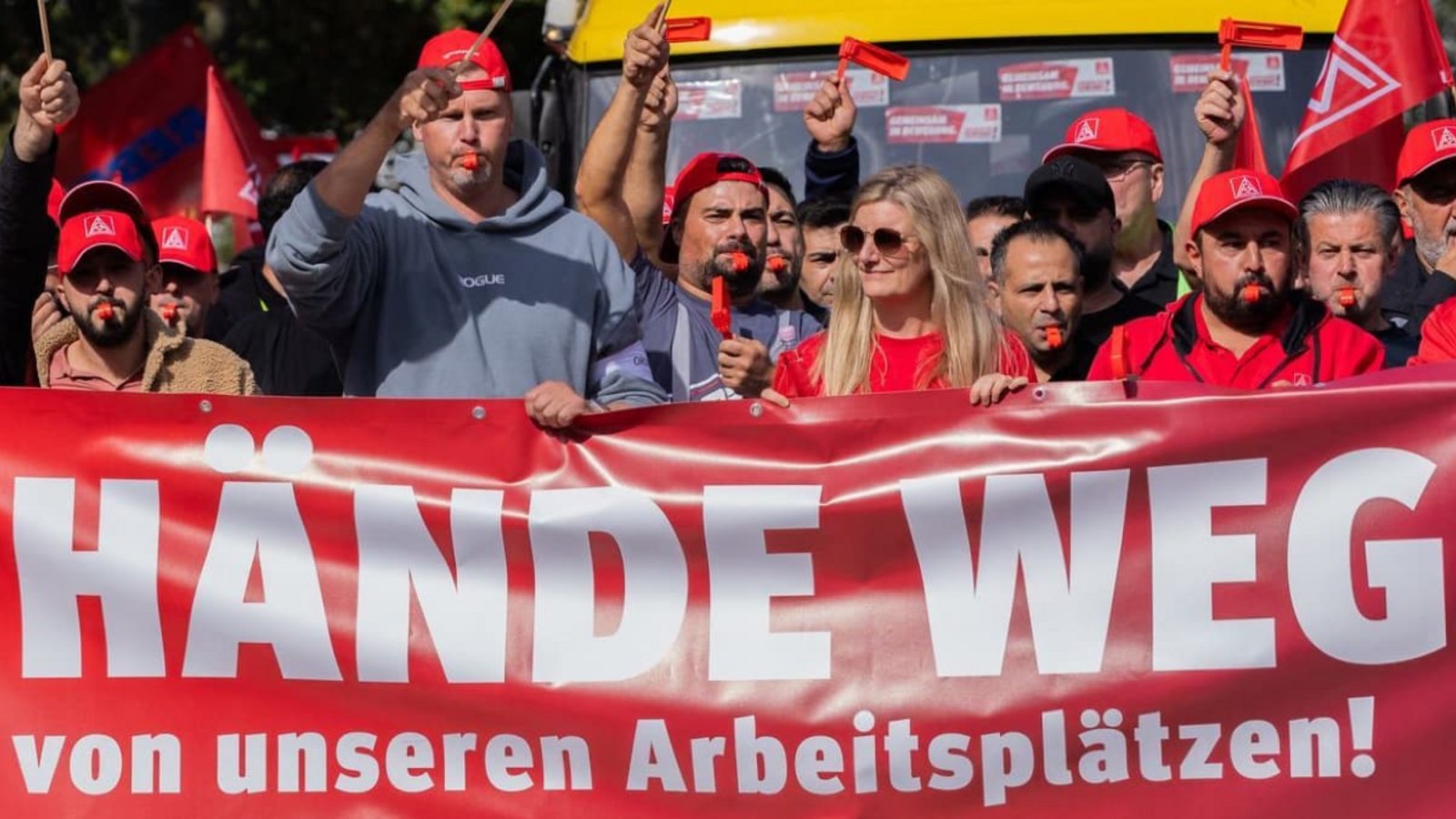 In der Krise landen Konflikte um Arbeitsplätze oftmals vor Gericht.Rolf Vennenbernd/dpa In der Krise landen Konflikte um Arbeitsplätze oftmals vor Gericht.Rolf Vennenbernd/dpa