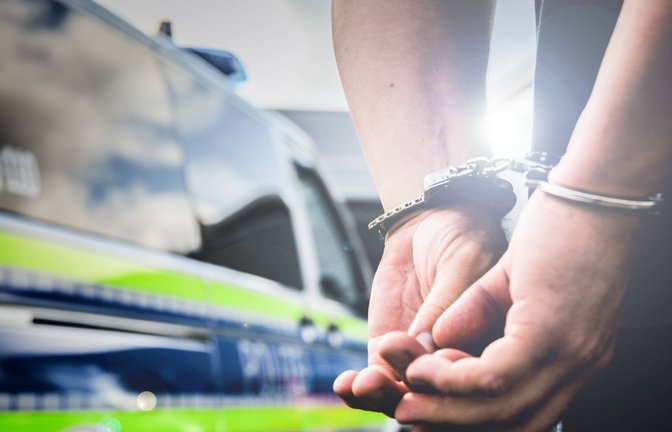 Der Verdächtige wurde in Österreich festgenommen. (Symbolfoto)<span class='image-autor'>Foto: IMAGO/Fotostand/IMAGO/Fotostand / K. Schmitt</span>