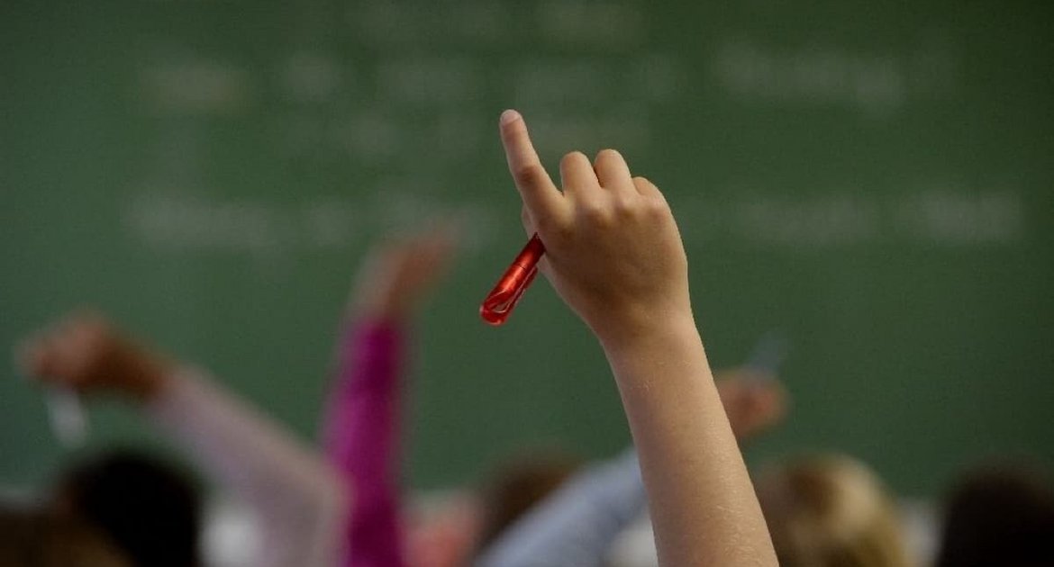 In allen Bundesländern – bis auf Baden-Württemberg und Bayern – herrscht schon wieder reger Betrieb in den Klassenzimmern.