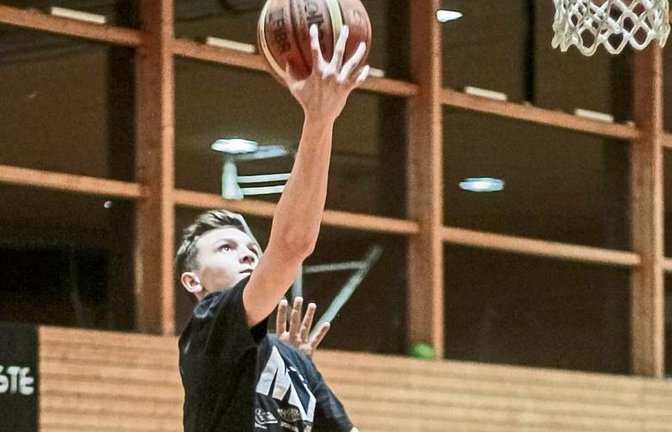 Die größte Stärke von Leonard Hellwig ist seine Schnelligkeit. Die verschafft ihm vor allem in der Defensive Vorteile, ist aber auch wichtig, wenn er Gegenspieler schlagen will. Foto: Simecek