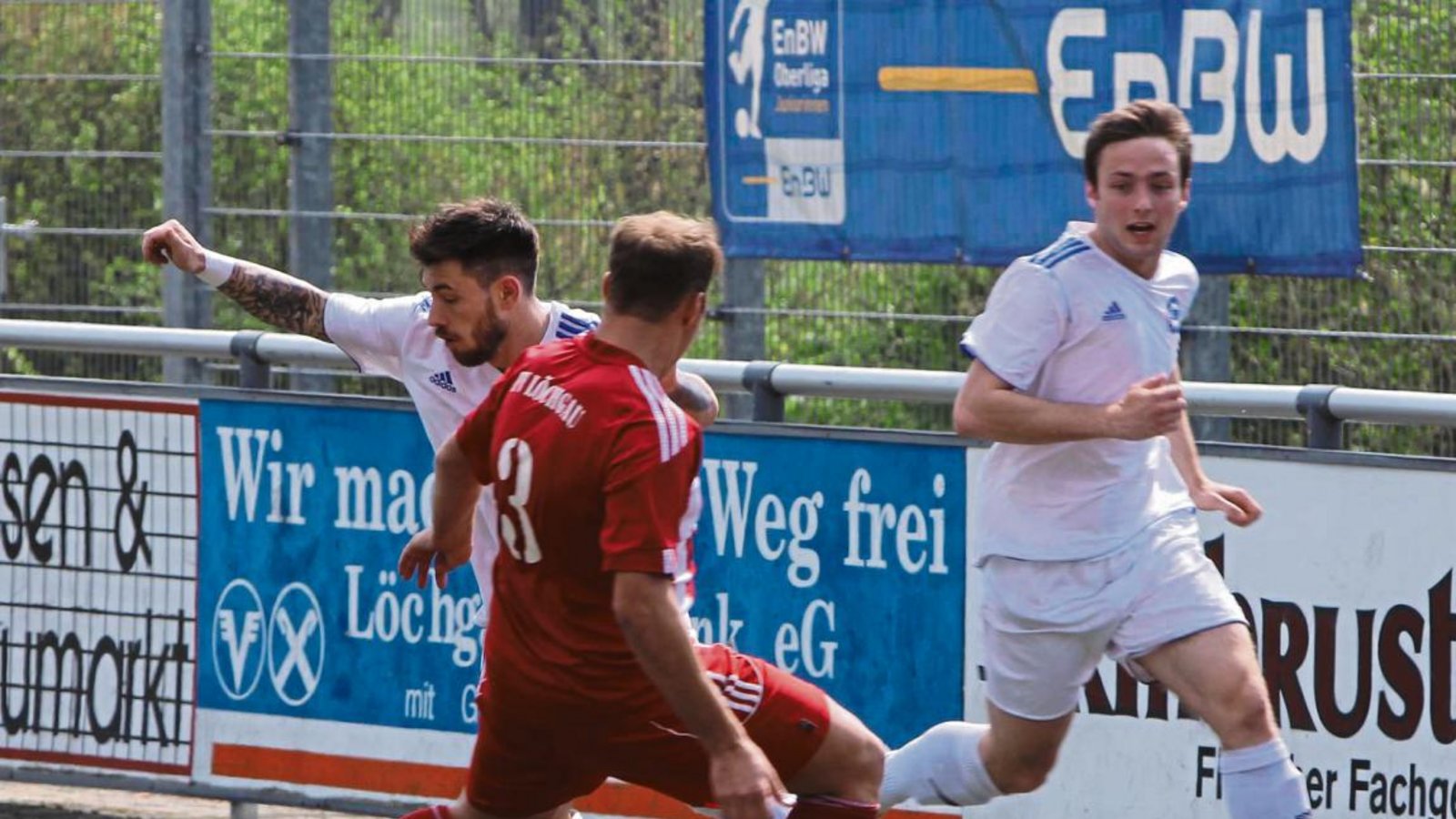 Fabio Tricarico und Dennis Hermann (von links) wollen im letzten Spiel vor der Winterpause die Tabellenführung behaupten. Foto: Nachreiner Fabio Tricarico und Dennis Hermann (von links) wollen im letzten Spiel vor der Winterpause die Tabellenführung behaupten. Foto: Nachreiner