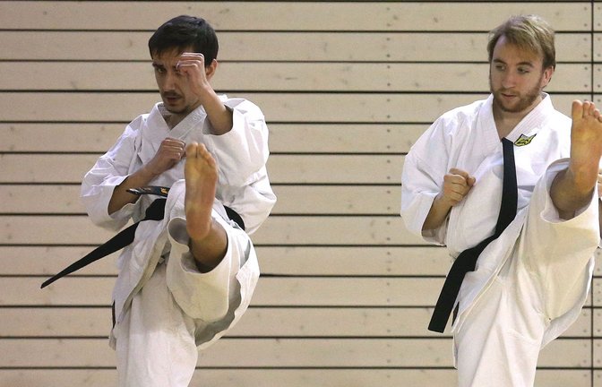Michael Lesic und Albert Singer (von links) wollen beide bei der Karate-DM in Ludwigsburg auf das Podest in ihrer Kategorie. <span class='image-autor'>Foto: Küppers</span>