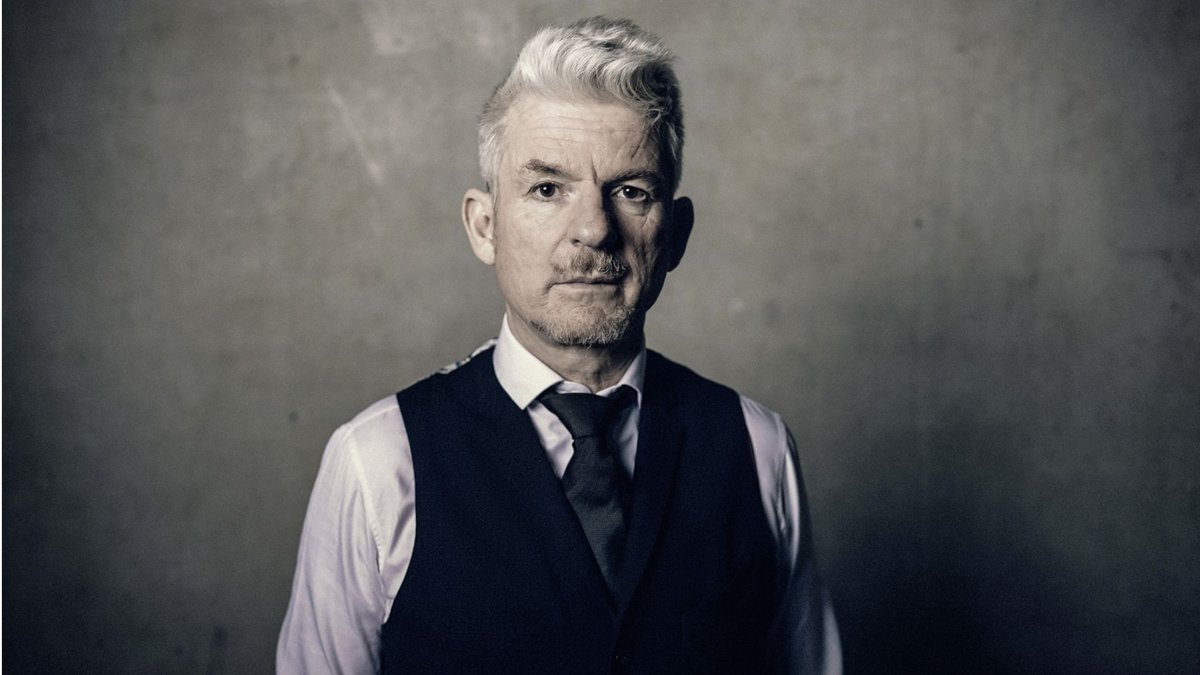 „Warum sind ihre Figuren so trostlos, Herr Strunk“