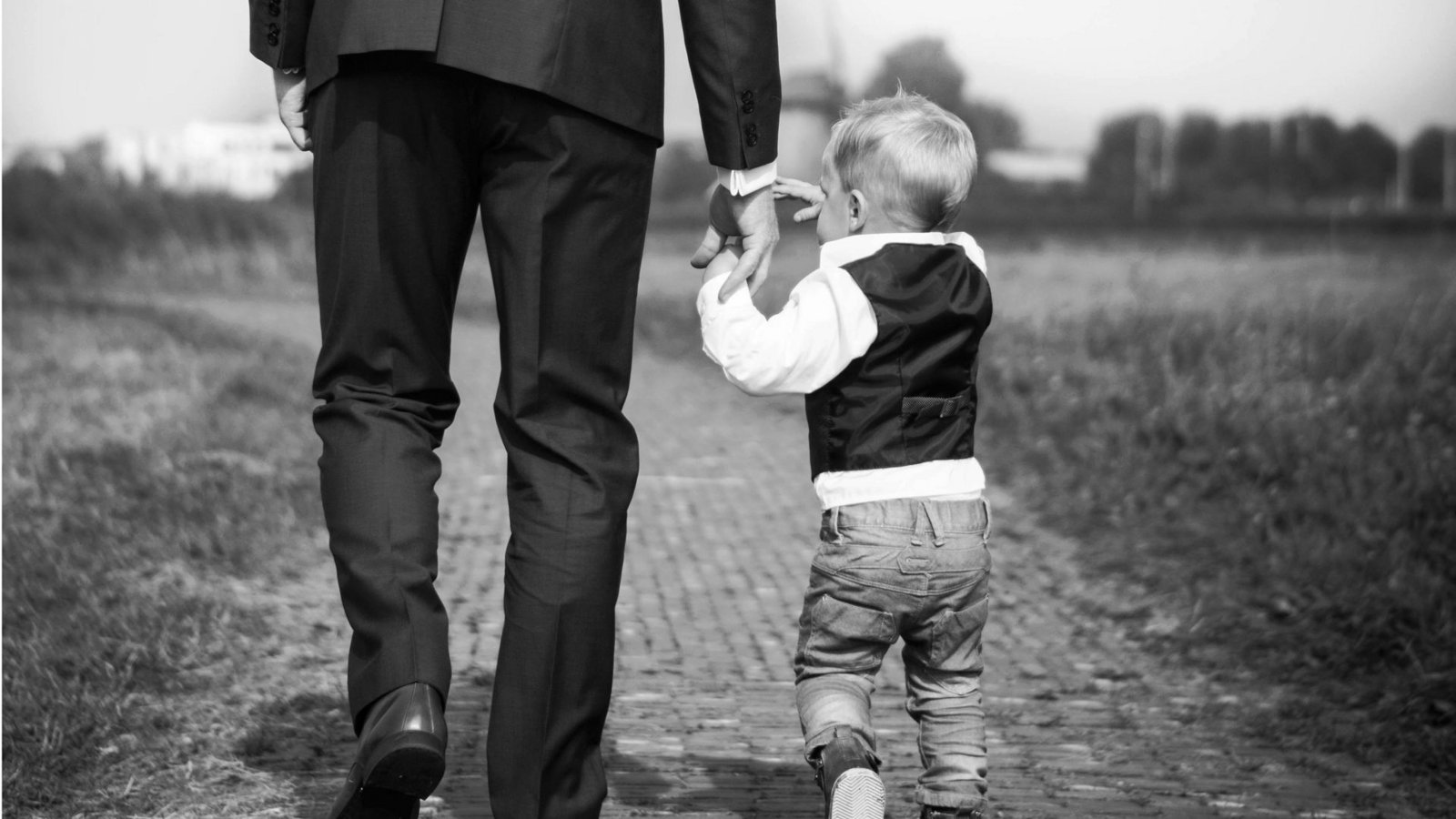 Durch Erfahrungen wie Krieg, Flucht oder Hunger kann auch Generationen später noch ein Gefühl des Mangels entstehen, sagt Psychotherapeutin Sabine Lück.Foto: Unsplash/Sabine Van Straaten Durch Erfahrungen wie Krieg, Flucht oder Hunger kann auch Generationen später noch ein Gefühl des Mangels entstehen, sagt Psychotherapeutin Sabine Lück.Foto: Unsplash/Sabine Van Straaten