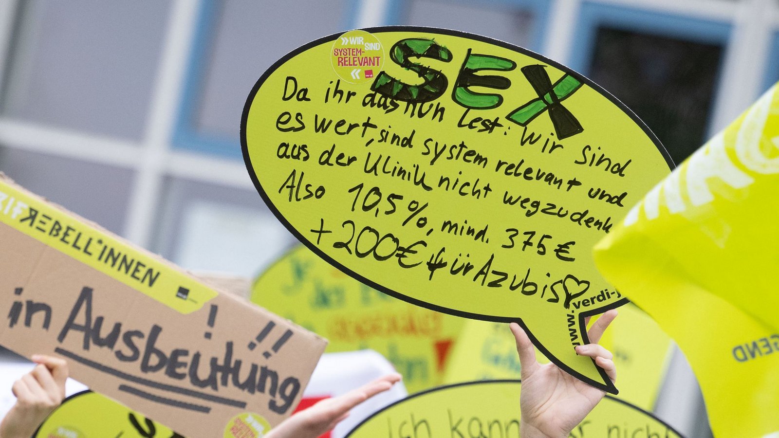 Der Protest der Uniklinik-Beschäftigten hat sich offenbar gelohnt.Foto: dpa/Marijan Murat Der Protest der Uniklinik-Beschäftigten hat sich offenbar gelohnt.Foto: dpa/Marijan Murat