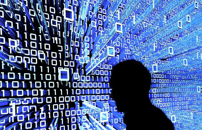 Die EU wagt den Anfang – nach dem Willen Brüssels soll der Einsatz von Künstlicher Intelligenz in Zukunft genau geregelt werden.<span class='image-autor'>Foto: dpa/Peter Steffen</span>