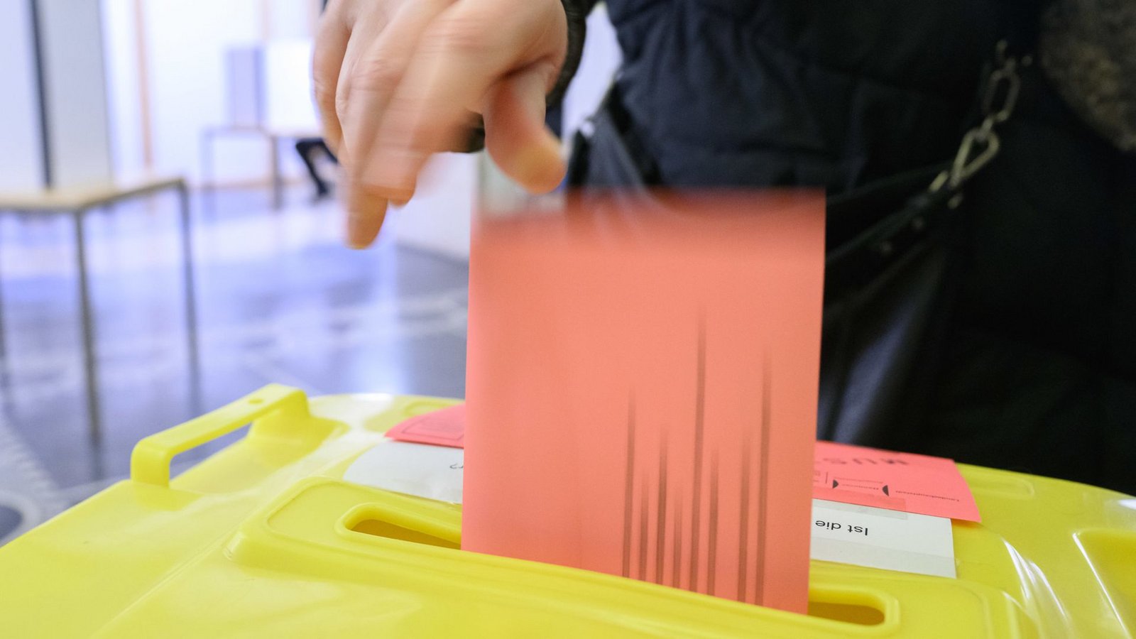 Die Mahnungen der Gewerkschaften haben einen großen Teil ihrer Mitglieder nicht davon abgehalten, die AfD zu wählen.Foto: dpa/Julian Stratenschulte Die Mahnungen der Gewerkschaften haben einen großen Teil ihrer Mitglieder nicht davon abgehalten, die AfD zu wählen.Foto: dpa/Julian Stratenschulte