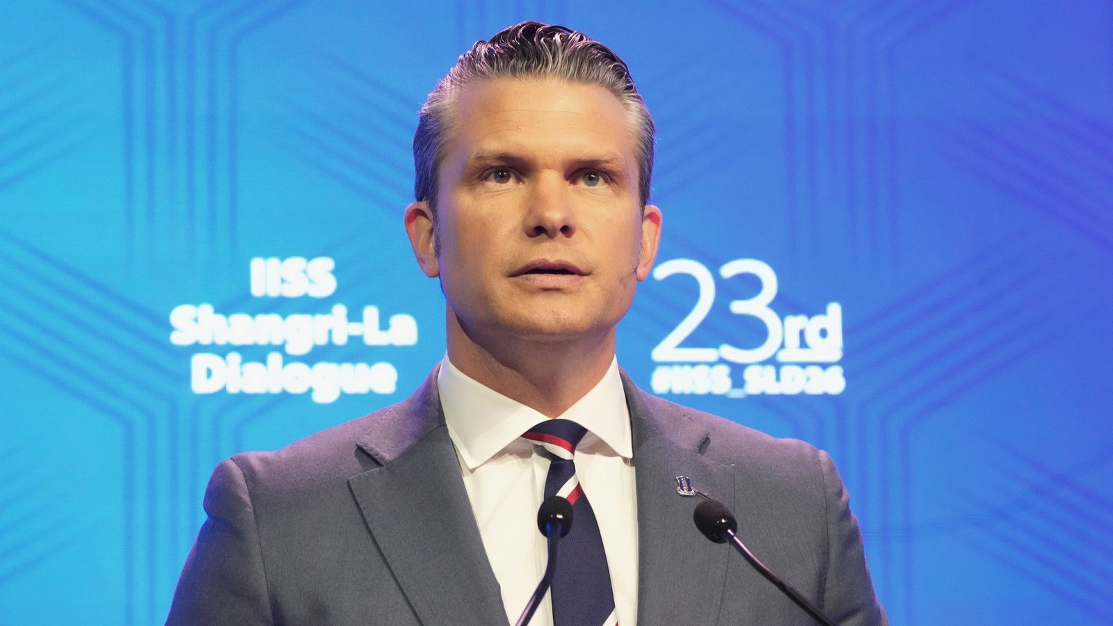 Beim Shangri-La-Dialog warnte Hegseth vor einer Vorherrschaft Chinas.Foto: Achmad Ibrahim/AP/dpa Beim Shangri-La-Dialog warnte Hegseth vor einer Vorherrschaft Chinas.Foto: Achmad Ibrahim/AP/dpa