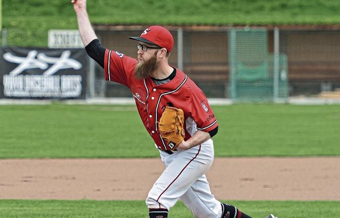Reds-Pitcher Hagen Rätz versuchte alles, um sich gegen die Offensive der Tornados zu stemmen. Doch Mannheim war vor allem in Spiel eins überlegen. Foto: Drobny