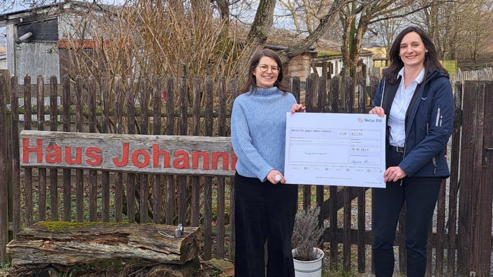 Spendenübergabe durch die Netze BW am Haus Johanni in Eberdingen. Foto: p Spendenübergabe durch die Netze BW am Haus Johanni in Eberdingen. Foto: p