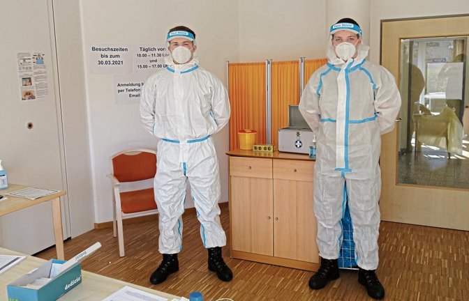 Simon Wagner und Jonas Nottmeier vom Landeskommando Baden-Württemberg. Foto: p