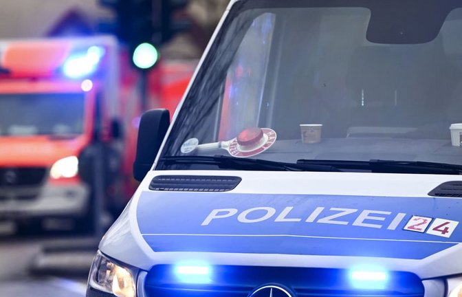 Einer Radfahrerin wurde die Vorfahrt genommen. Sie ist schwer verletzt. (Symbolfoto)<span class='image-autor'>picture alliance/dpa/ Jens Kalaene</span>