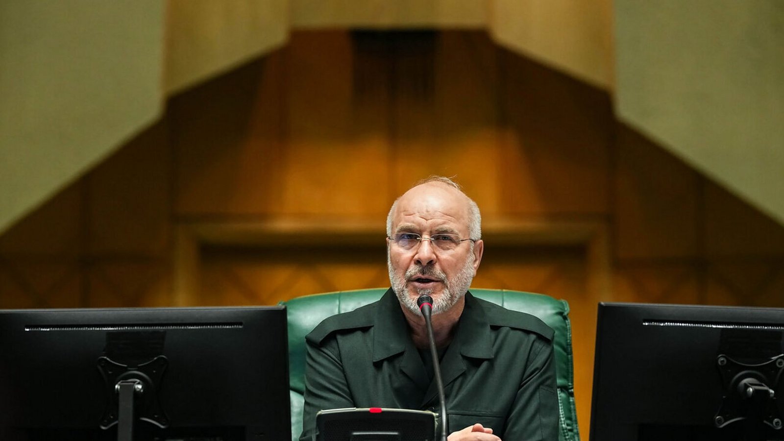 Irans Parlamentspräsident Ghalibaf reagiert auf Trumps Hormus-Blockade mit Spott. (Archivbild)Foto: Hamed Malekpour/Khane Melat/dpa Irans Parlamentspräsident Ghalibaf reagiert auf Trumps Hormus-Blockade mit Spott. (Archivbild)Foto: Hamed Malekpour/Khane Melat/dpa