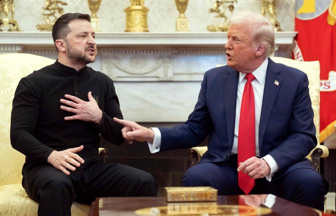 Der ukrainische Präsident Selenskyj (li.) widerspricht US-Präsident Trump.<span class='image-autor'>Foto: AFP/SAUL LOEB</span>