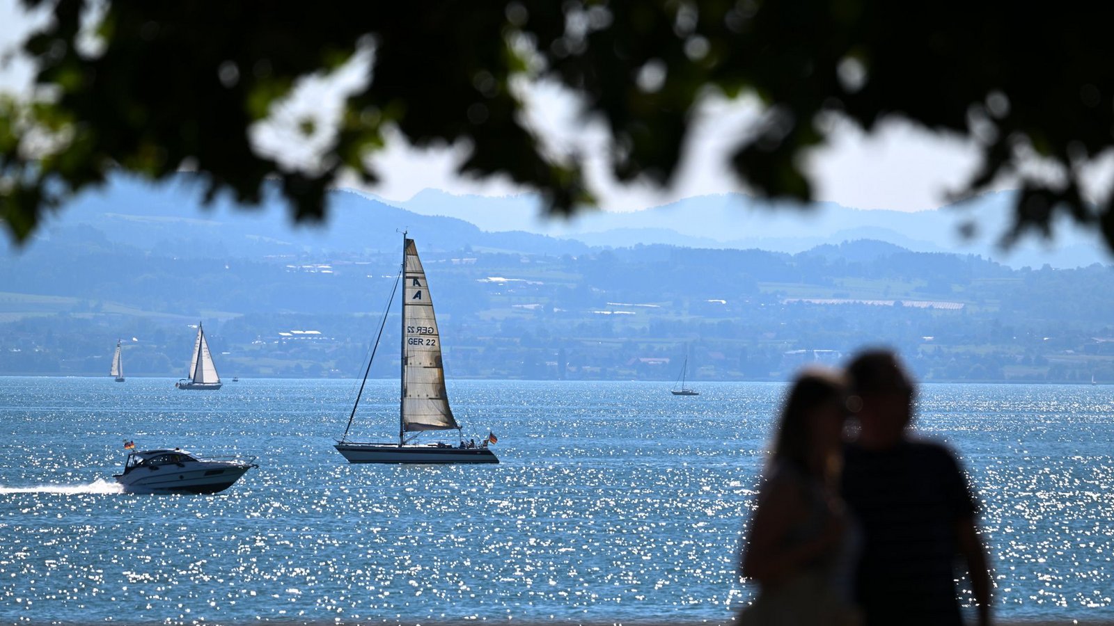 Eine 85 Jahre alte Frau ist bei einem Badeunfall im Bodensee ums Leben gekommen. (Symbolbild)Foto: dpa/Felix Kästle Eine 85 Jahre alte Frau ist bei einem Badeunfall im Bodensee ums Leben gekommen. (Symbolbild)Foto: dpa/Felix Kästle
