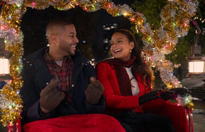 „Meet Me Next Christmas“ mit Christina Milian in der Hauptrolle.<span class='image-autor'>Foto: Sophie Giraud/Netflix</span>