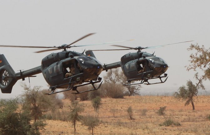Auch der Bundesrat hat den Rahmen für die Finanzierung der Bundeswehr – hier Spezialkräfte-Hubschrauber während einer Übung in Niger – weit gesteckt.<span class='image-autor'>Foto: //Christoph Reisinger</span>