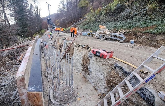Die aufwändigen Arbeiten an der Sirchinger Steige haben ein Jahr lang gedauert und knapp zwei Millionen Euro gekostet.<span class='image-autor'>Archiv/Wagner</span>