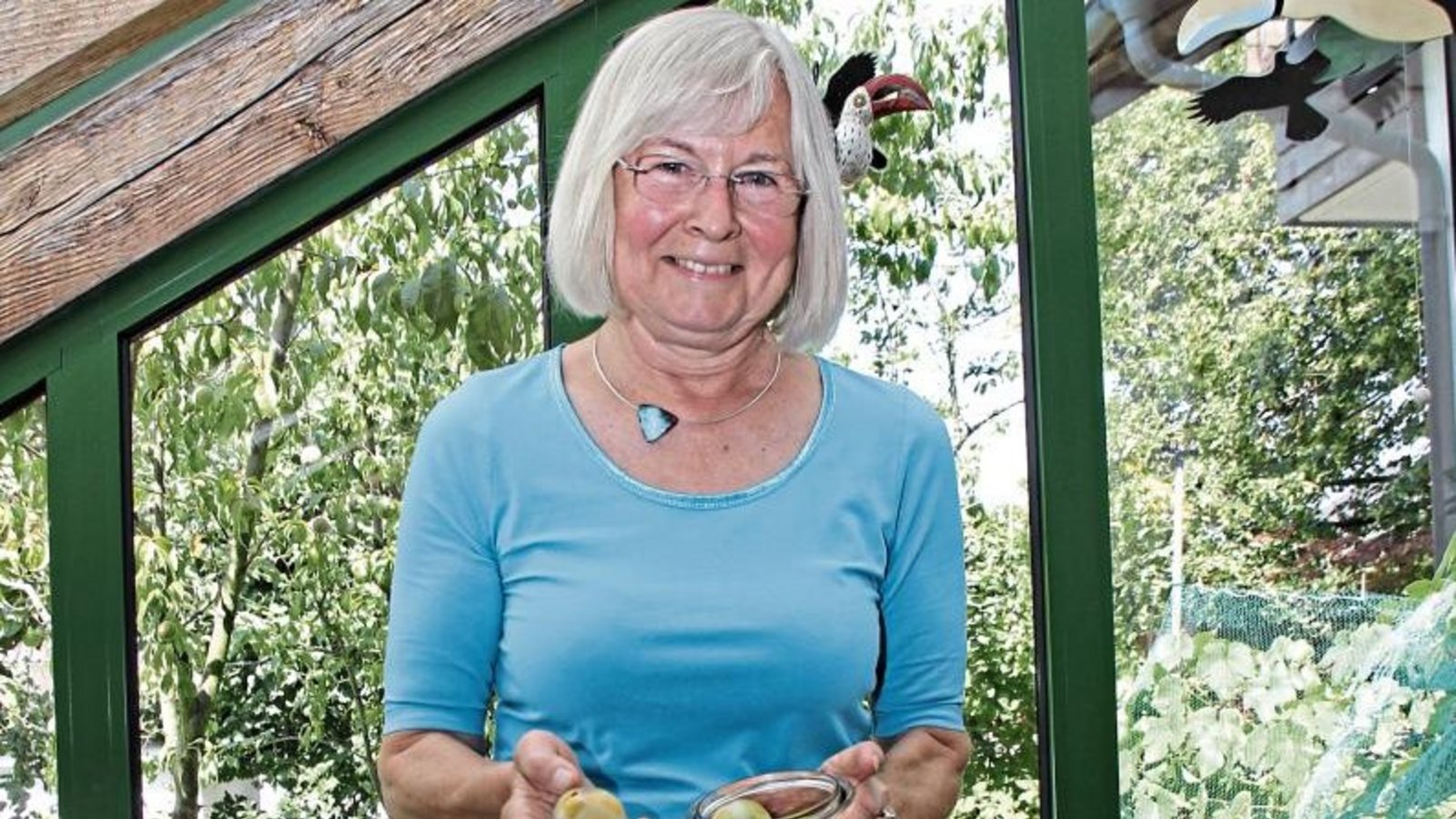 Nicht nur mit Reineclauden, auch mit manch anderen Früchtchen ist Ingeborg Beller in ihrer Zeit als UBL-Fraktionsvorsitzende in Illingen schon fertig geworden.  Foto: Romanowski