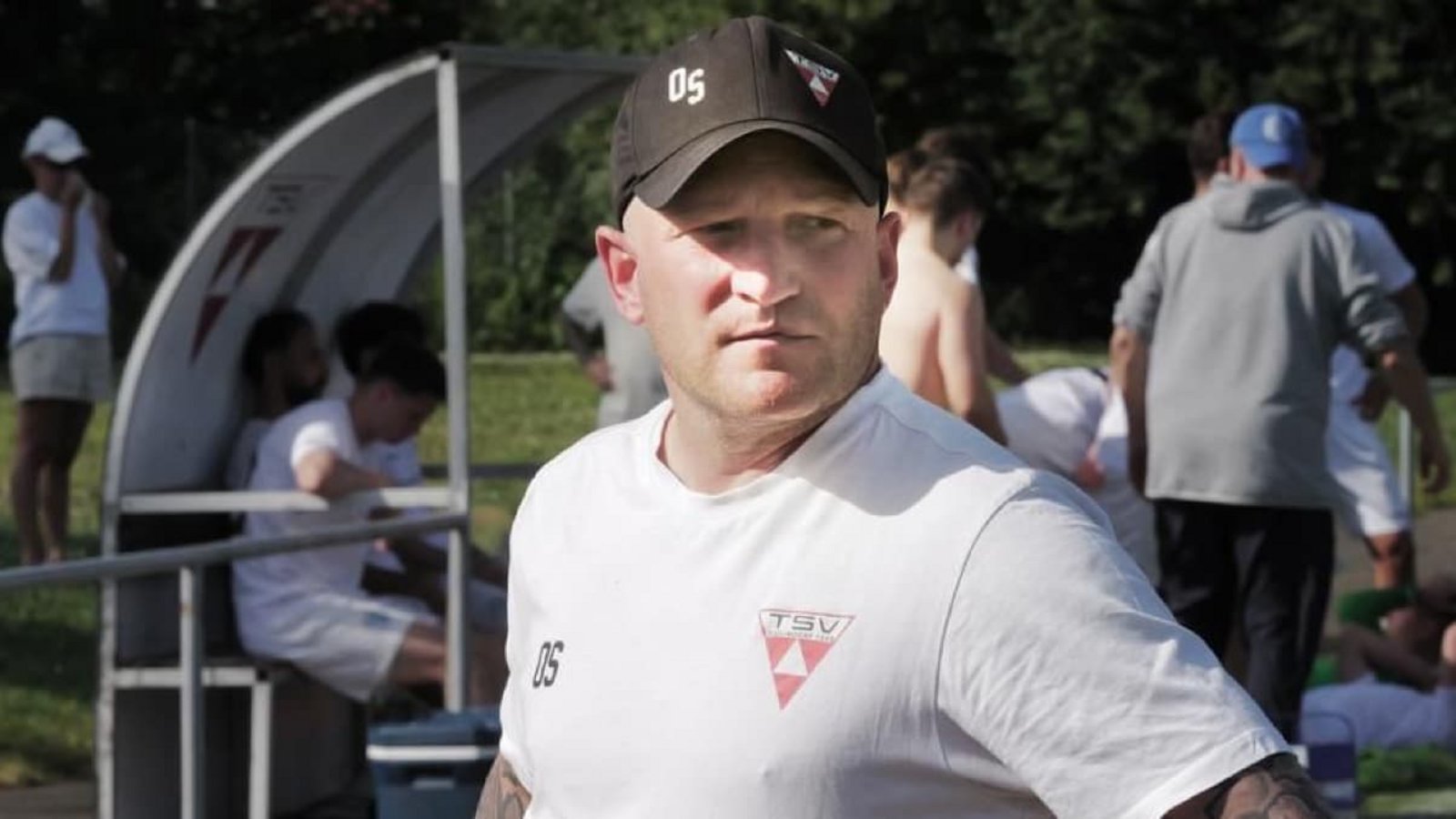 Der Trainer Oliver Stierle und seine Mannschaft müssen die nächste Enttäuschung verdauen.Günter Bergmann Der Trainer Oliver Stierle und seine Mannschaft müssen die nächste Enttäuschung verdauen.Günter Bergmann