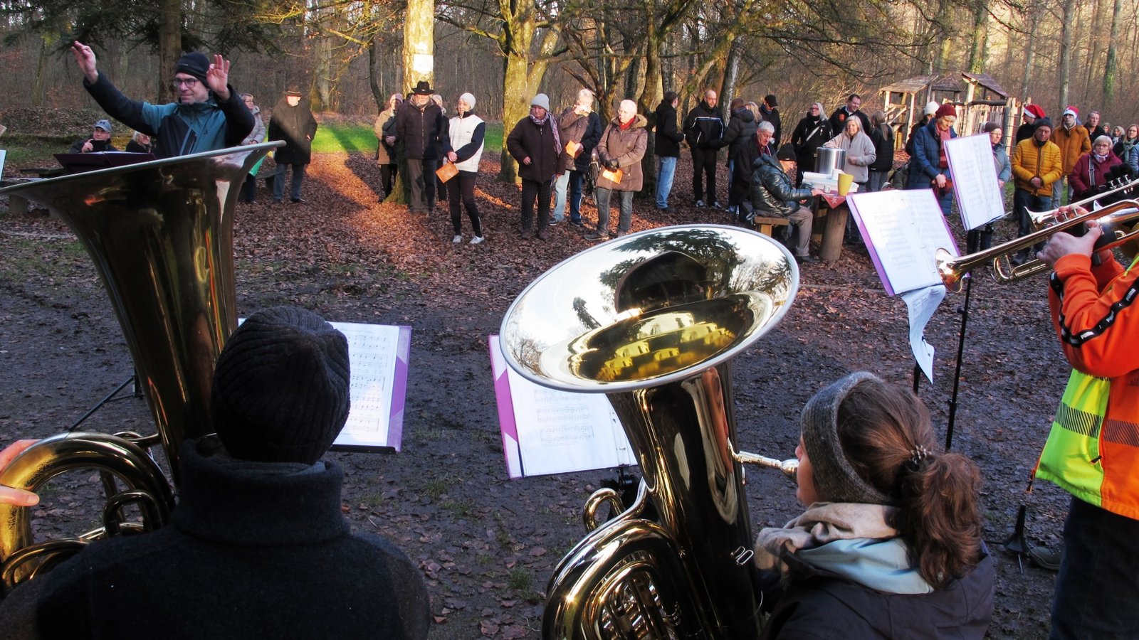 Waldweihnacht 4. Advent evangelische Kirche Kleinsachsenheim und Großsachsenheim Posaunenchor Foto: Makkens