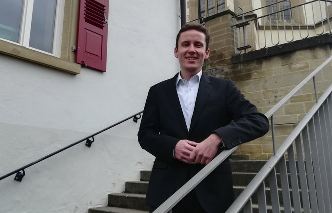 Carsten Willing hat im vergangenen Jahr die Bürgermeisterwahl trotz mehrerer Mitbewerber im ersten Wahlgang deutlich gewonnen. Seit März sitzt er im Rathaus und leitet die Dreiergemeinde. <span class='image-autor'>Fotos: Müller/Archiv</span>