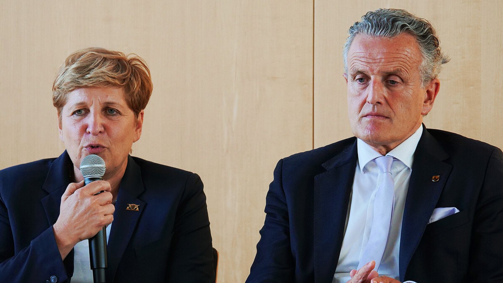 Ministerin Nicole Razavi und OB Frank Nopper beim ImmobiliendialogFoto: Brand