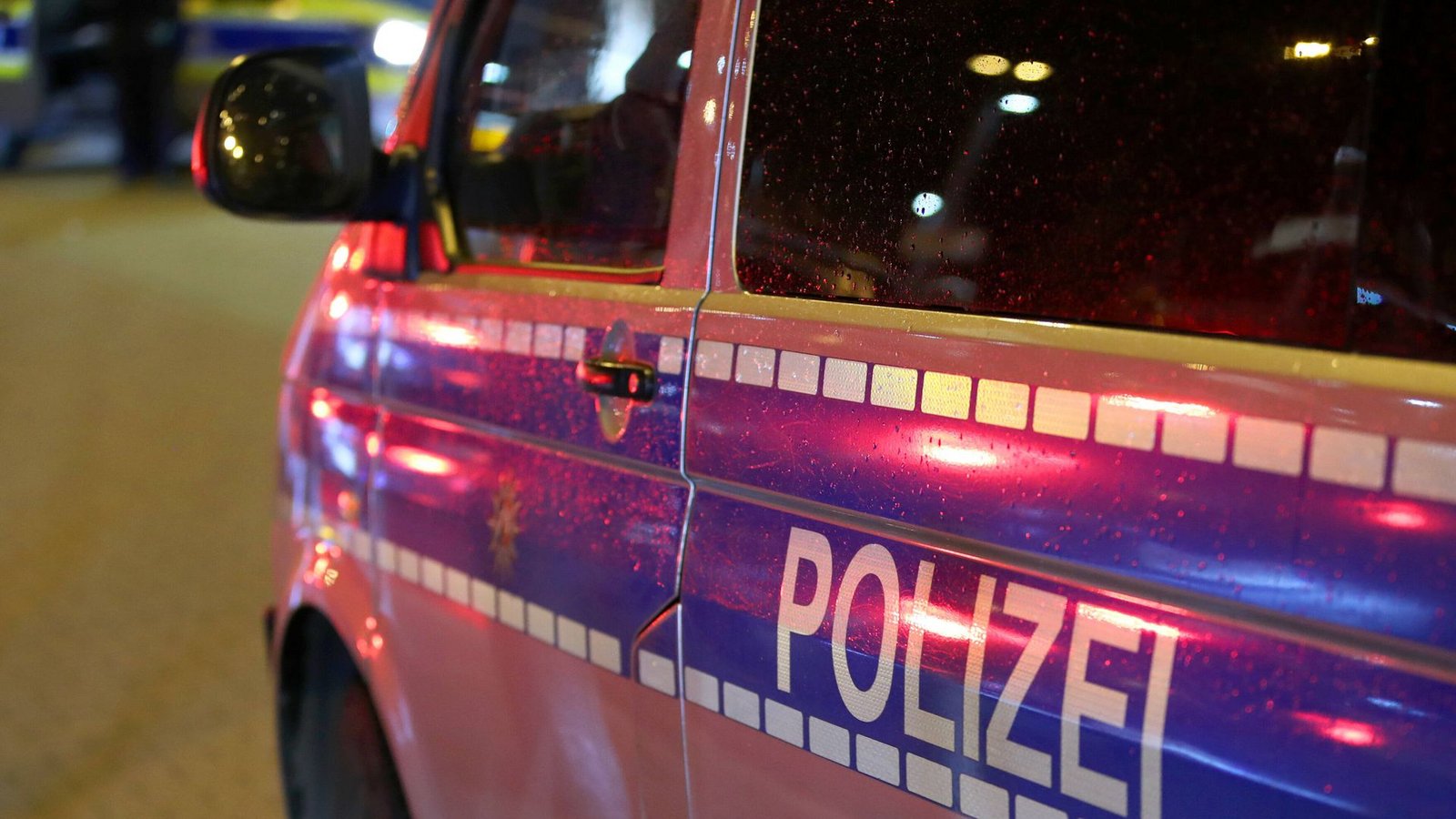 Die Polizei sieht bei den drei Taten in der Region Schwäbisch Hall Parallelen.  (Symbolfoto)Foto: IMAGO/Maximilian Koch/IMAGO/Maximilian Koch
