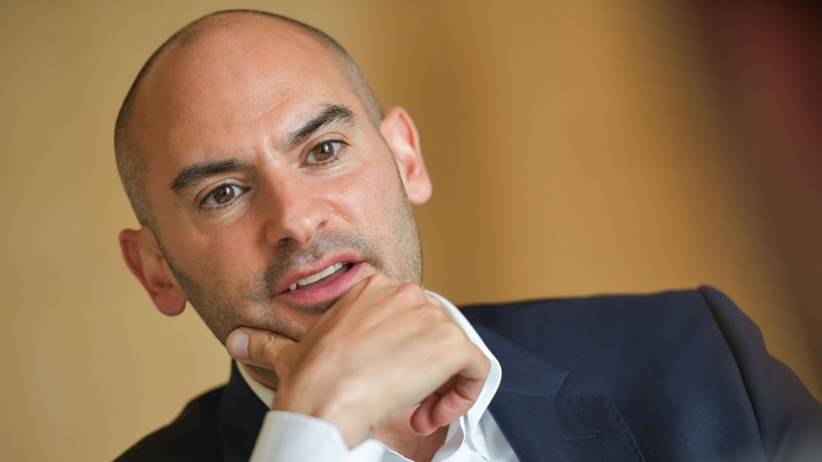 Finanzminister Danyal Bayaz (Grüne) will bis zur Landtagswahl keine neuen Schulden machen.Foto: LICHTGUT Finanzminister Danyal Bayaz (Grüne) will bis zur Landtagswahl keine neuen Schulden machen.Foto: LICHTGUT