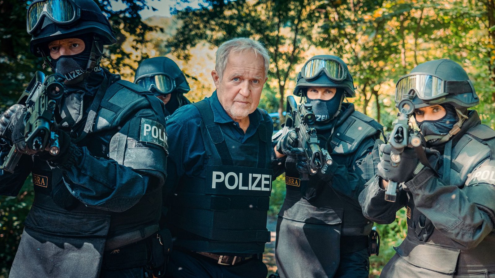 Harald Krassnitzer (Rolle: Moritz Eisner, Mitte).Foto: ORF/Petro Domenigg