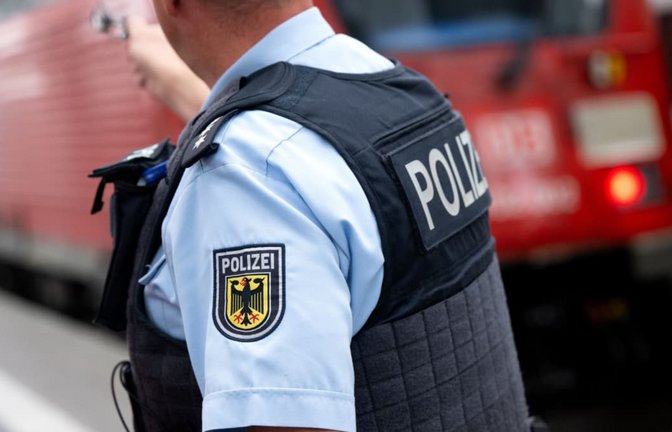 Am Samstagmorgen wurde ein 22-Jähriger von der Bundespolizei aufgegriffen, der außen auf einem Metropolexpress von Stuttgart nach Tübingen mitfahren wollte (Symbolfoto).<span class='image-autor'>Sven Hoppe/dpa</span>