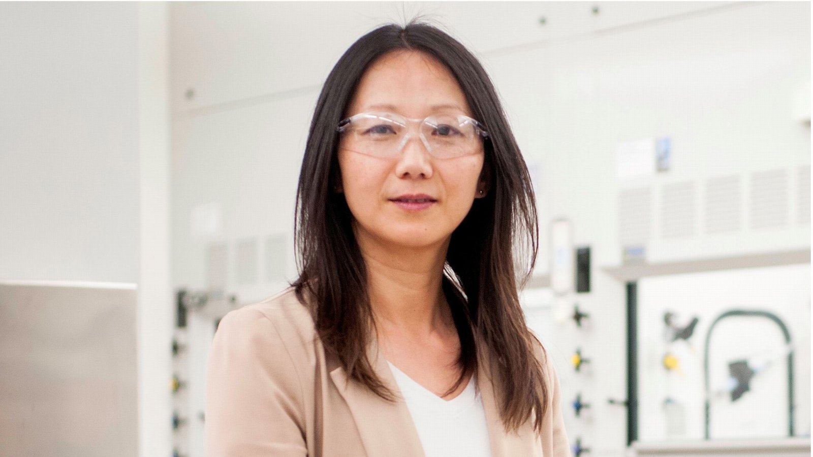 Zhenan Bao entwickelt eine elektronische Haut.Foto: Bao Group Zhenan Bao entwickelt eine elektronische Haut.Foto: Bao Group