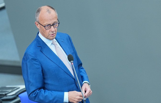 Bundeskanzler Friedrich Merz ist bei der Rente zuversichtlich.<span class='image-autor'>Foto: Michael Kappeler/dpa</span>