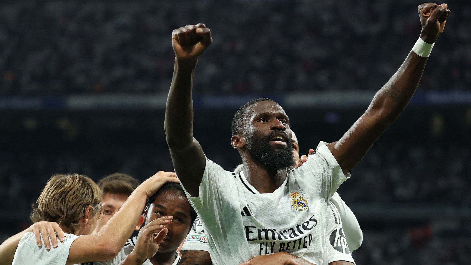 Antonio Rüdiger hat bei Real Madrid verlängert.Foto: AFP/THOMAS COEX Antonio Rüdiger hat bei Real Madrid verlängert.Foto: AFP/THOMAS COEX